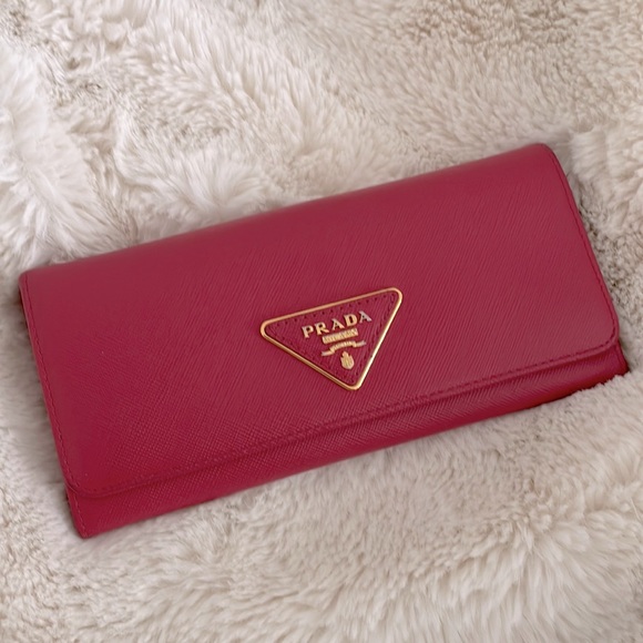 💕 AUTHENTIC PRADA rose pink gold large wallet - Picture 2 of 15